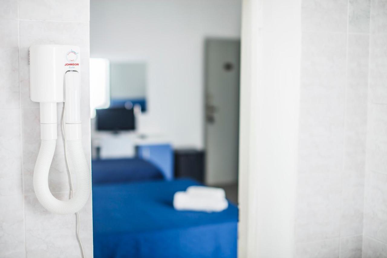 Hotel Rex ヴィアレッジョ エクステリア 写真
